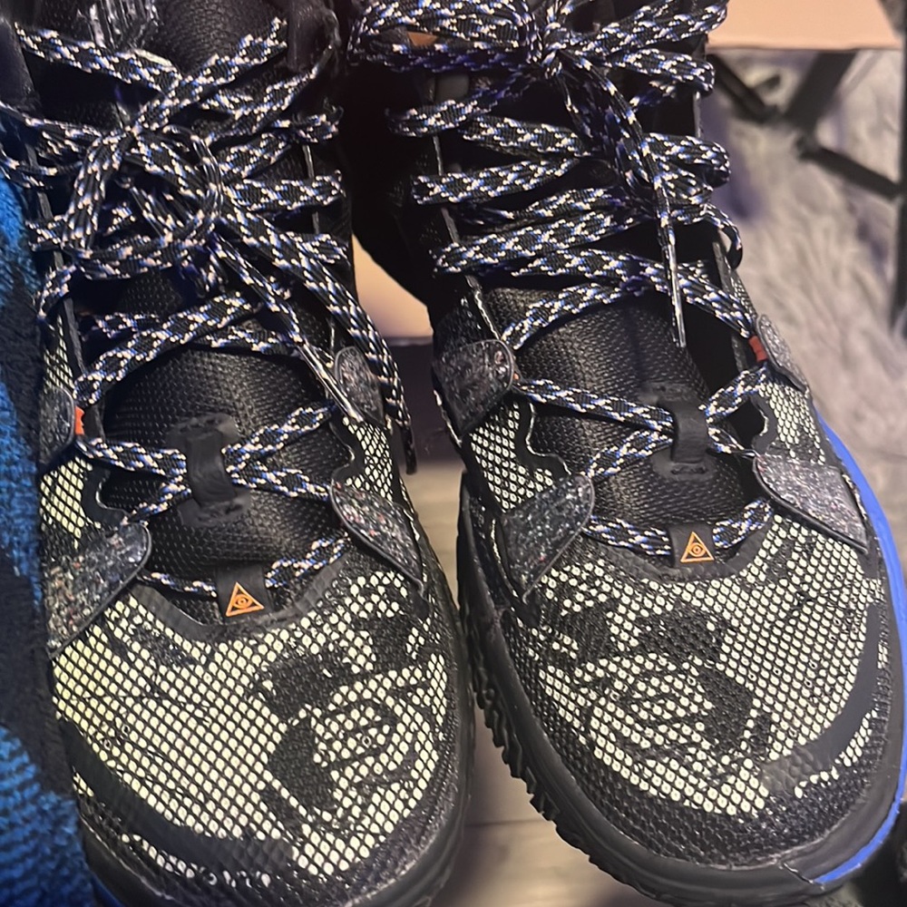 Kyrie 7